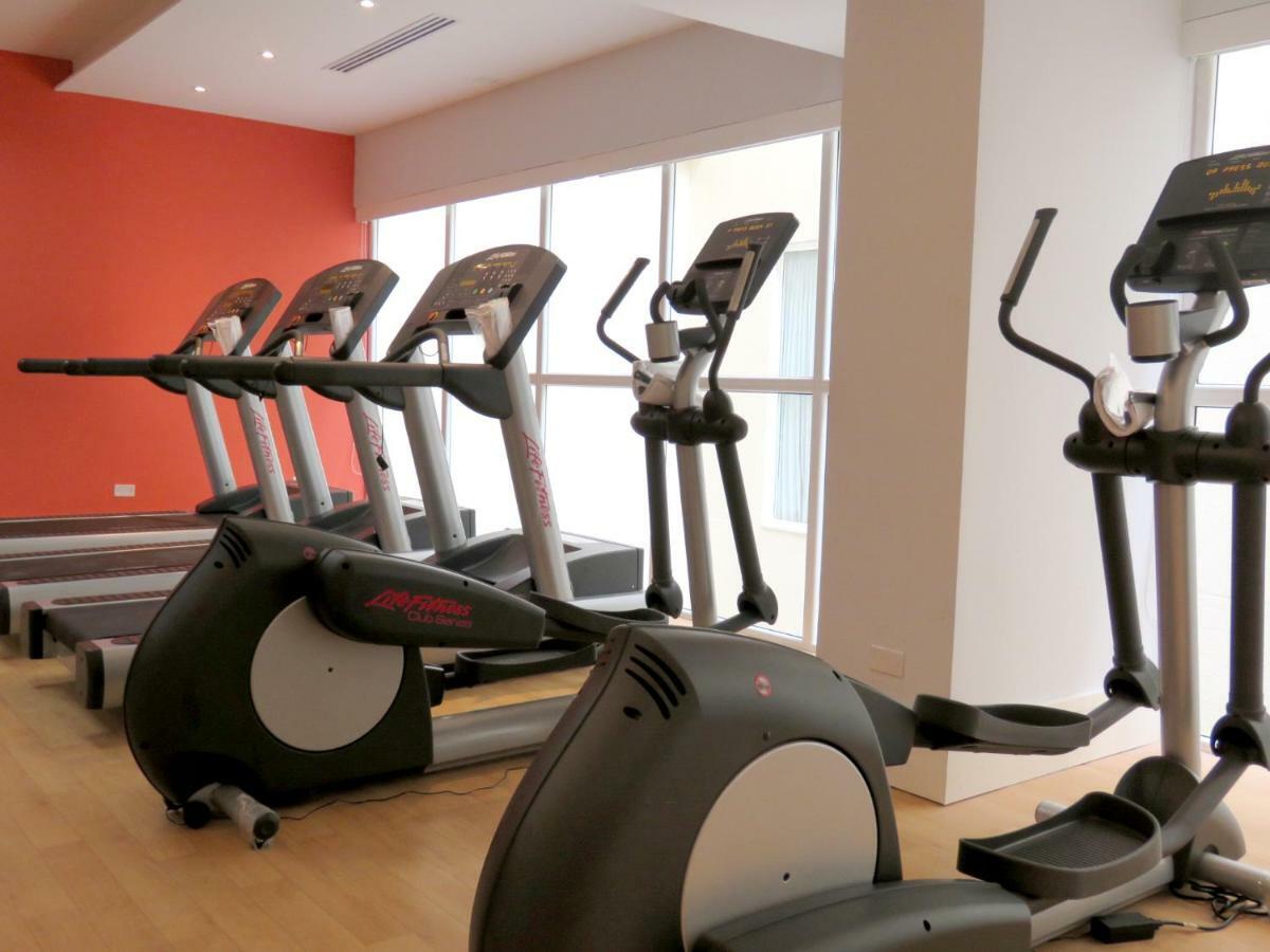 Central Hotel Panama Casco Viejo Exteriör bild Elliptical cross trainer